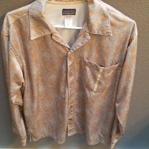 Large Patagonia long sleeve button up shirt